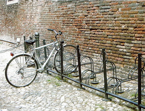 Millepiedi la rastrelliera di Bologna